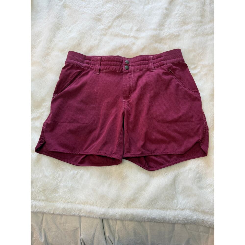 Kuhl Strattus Shorts in MAroon - Picture 2 of 4